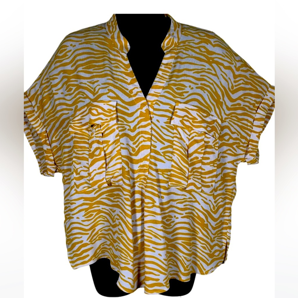 Maeve by Anthropologie blouse. Medium. NWT.
